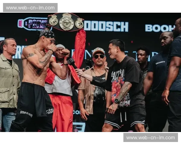 UFC赛场上的“Rumble”：安东尼·约翰逊的雷霆一击与传奇落幕